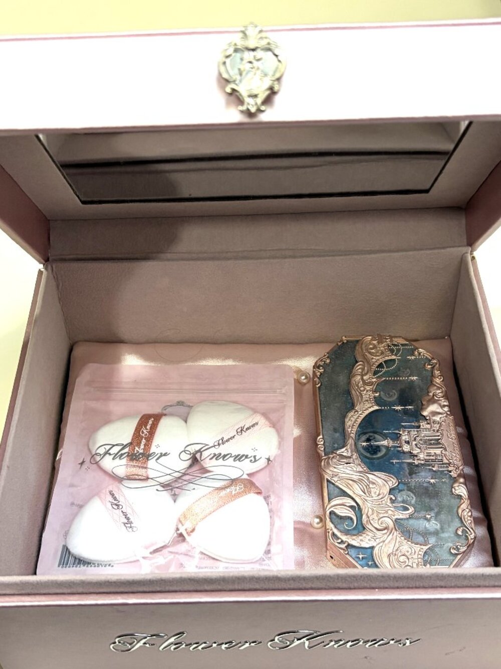 Flower Knows Swan Ballet Vanity Box + Moonlight Mermaid Palette & Puffs